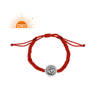 Terbaru tren teroksidasi Sterling Silver Om desain jimat katun merah Dori Macrame gelang kustom produsen perhiasan