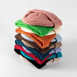Bonnets en acrylique 100% personnalisés avec logo, nouveaux, confortables, design jacquard coloré, style streetwear, bonnets d'hiver. - Product Image 3