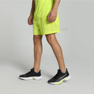 Shorts d'entraînement pour hommes avec panneaux en maille ventilée et taille à cordon de serrage pour shorts d'entraînement pour hommes à coupe réglable - Product Image 2