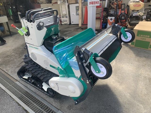 Tondeuse à fléaux industrielle ZHR800 à prix abordable, 28V, autopropulsée, 4 temps, avec bac de ramassage et poignée télescopique - Product Image 3