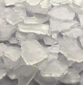 Copos de Isoborneol Puro OEM |   Polvo de Cristal Aromático Orgánico a Granel |   Materia Prima de Grado Cosmético, Fragancia y Sabor al por Mayor - Product Image 1