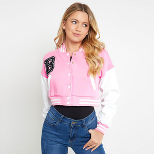 Vestes d'université courtes surdimensionnées à épaules tombantes OEM pour femmes design extérieur personnalisé streetwear matelassé vestes d'université pour femmes - Product Image 5