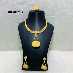 Plaqué or-ensembles de bijoux/femmes: bijoux - Product Image 1