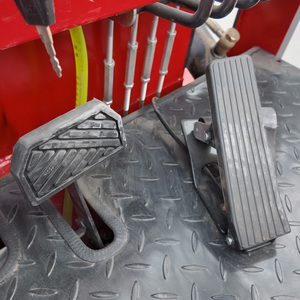 Truk Forklift Listrik 3 Ton Baterai Lithium Peralatan Penanganan Material Gudang Tinggi Angkat 3M Motor AC Pabrik Bersertifikasi CE ISO - Product Image 6