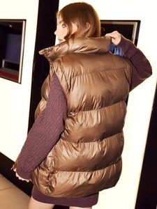 Nuevo diseño acolchado chaleco acolchado personalizado pato abajo mujeres Puffer chalecos y chaleco burbuja chaleco para mujeres - Product Image 3