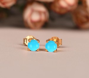 Pendientes de Turquesa de 4 mm, Plata de Ley 925, Chapados en Oro de 14K, Joyería con Piedra de Nacimiento, Pendientes Delicados con Piedras Preciosas - Product Image 1