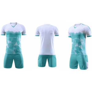 Mejores Precios en Uniformes de Fútbol Sialkot 100% Poliéster, Diseño Personalizable, Logotipo Impreso Personalizado, Ropa Deportiva de Alta Calidad - Product Image 5