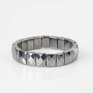 Bracciale Trehartz in pietra naturale con taglio quadrato e largo - Product Image 2