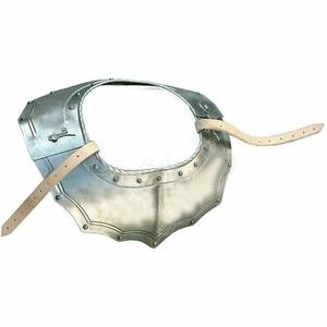 Ensemble d'armure de gorgete médiévale authentique en acier doux, fait main, plaqué argent et poli, protection de cou de chevalier pour reconstitutions historiques - Product Image 5
