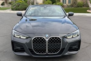 BMW 430i Cabriolet Turbo 4 cylindres 2022 d'occasion en excellent état, intérieur moka, très bien équipé - Product Image 1