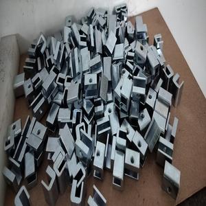 Componentes de Mecanizado CNC de Precisión en Latón y Acero Inoxidable - Piezas de Torneado y Brochado con Tolerancia Pequeña (0.01mm) para la Industria - Product Image 4