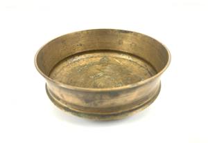 Maison fait à la main indien élégant en laiton Urli Stand décoration poudre noire conçu comme pot de fleur pour une utilisation au sol - Product Image 6