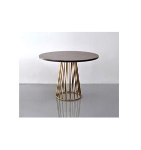 Base de mesa superior de cristal Mesa de centro superior redondeada dorada Mesa auxiliar de metal de diseñador Hogar y hoteles - Product Image 1