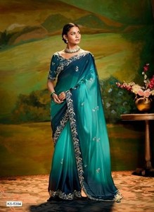 Colección de Saris de Lujo Hechos a Mano por Diseñadores, Listos para la Venta al por Mayor para Compradores Exigentes en OEM - Product Image 3