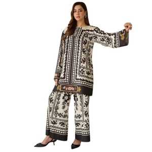 ชุดเดรสลำลองจากปากีสถาน - Product Image 1