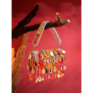 Bolso de Mano Tradicional Bohemio con Bordado de Espejo, Perlas y Diamantes, con Borlas, para Damas, para Fiestas, Hecho en India, de Poliéster - Product Image 2