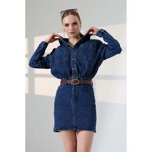 Robe en jean mini boutonnée 3027 - Teinture foncée unie - Product Image 3