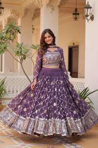 Lehenga choli ชุดสูทงานแต่งงานอินเดียปากีสถาน - Product Image 3
