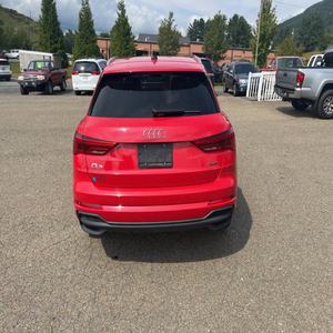 Audi Q3 quattro S line Premium 45 TFSI 2024 : Propre et Abordable - Product Image 2