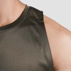 เสื้อกล้ามแขนตกทรงโอเวอร์ไซส์สำหรับผู้ชาย สีเขียวมะกอก - Product Image 6