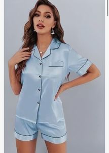 Ensemble de costume de nuit décontracté en Satin d'été pour femmes vêtements de nuit imprimés à fleurs fermeture à boutons pyjamas en soie uni/solide haut short tissé - Product Image 4