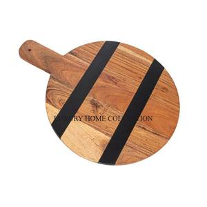 Gran tabla de cortar de madera con amplia superficie ideal para cortar verduras, rebanar frutas y preparar carnes de manera eficiente - Product Image 2