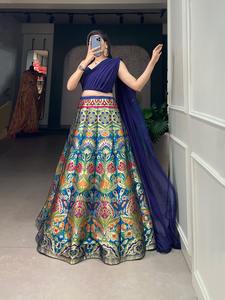 Dernier créateur Banarasi Silk Zari Weaving Work Lehenga Choli par Fab Zone - Product Image 5