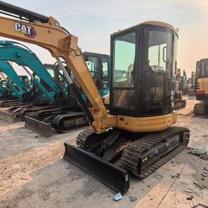 Mini Excavadora Cat303.5E de Segunda Mano a Precio de Fábrica en Excelentes Condiciones - Product Image 3