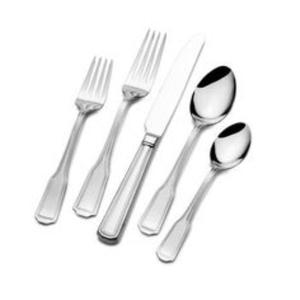 Juego de cubiertos moderno de acero inoxidable con bordes pulidos y materiales ligeros para ambientes de comedor sin esfuerzo - Product Image 5