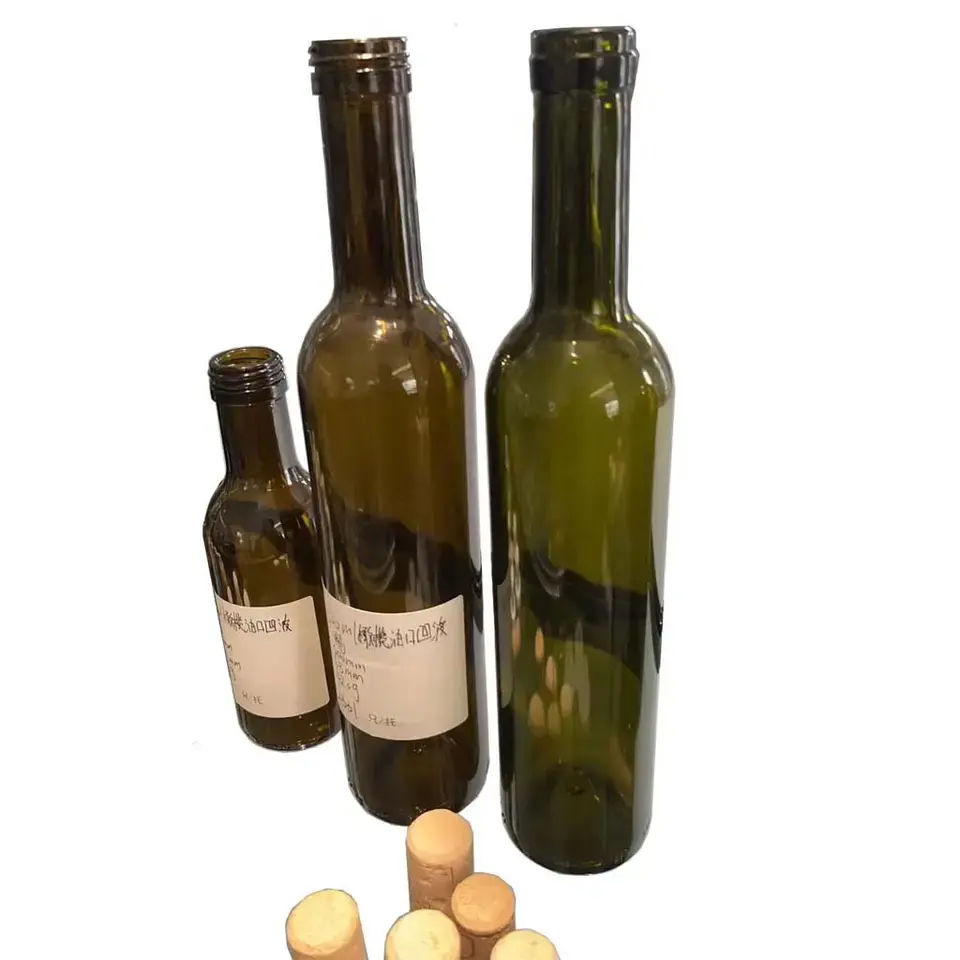 cheap wine bottles/Different colored wine bottles