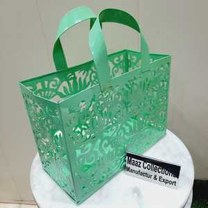 Best Selling Handmade Metal Designer High Quality Green <b>Gift</b> <b>Hamper</b> <b>Basket</b> Home Kitchen Use Folding Design Wholesale Supplier - Product Image 1