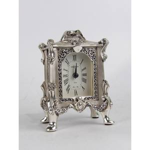 Nouvelle Arrivée Horloge de Bureau Mécanique Silencieuse en Métal - Design Moderne pour les Environnements Professionnels Améliorant l'Ordre et la Ponctualité - Product Image 3