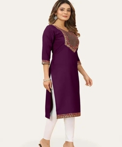 Vente en gros de robe indienne cousue Maria en coton imprimé formel Maxi beau style arabe boutique de kurti élégant de qualité supérieure - Product Image 3