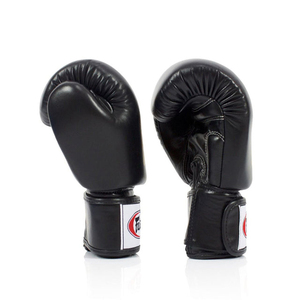 Gants de boxe Fairtex fabriqués sur mesure avec du cuir véritable sur mesure engrenages de combat Fairtex vente en gros - Product Image 4