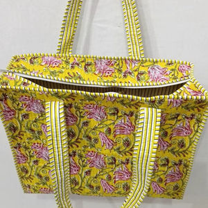 กระเป๋าโท้ทผ้าฝ้ายออร์แกนิคแบบเย็บลาย  ลายดอกไม้พิมพ์มือสไตล์โบฮีเมียน  พร้อมซิป  สำหรับผู้หญิง  เป็นมิตรกับสิ่งแวดล้อม เหมาะสำหรับใส่ของช้อปปิ้ง - Product Image 1