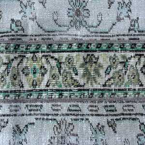 Alfombra Vintage de 1.7x7.4 pies, Alfombra Turca, Alfombra Floral Azul Verde - Product Image 5