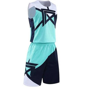 Uniformes de calentamiento de baloncesto personalizados unisex ropa deportiva impresa con diseño personalizado de talla grande con logotipo en camisa y pantalones cortos - Product Image 4