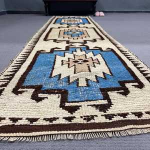 Alfombra Herki de 2.7x11.2 pies, Alfombra Turca Vintage, Alfombra Floral Azul Marrón - Product Image 2