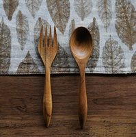 Ensemble de couverts en bois jetables biodégradables de la meilleure qualité en Indonésie comprenant des cuillères et des fourchettes écologiques