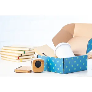 CreaBox Post M Set Regalo Personalizzati Opzioni di Merchandising su Misura - Product Image 3