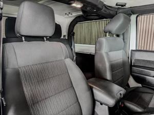 รถจี๊ปแรงเลอร์มือสองคุณภาพดีราคาประหยัด ปี 2012 รุ่น 3.6 V6 Sahara 2 ประตู เกียร์ออโต้ พวงมาลัยขวา - Product Image 4