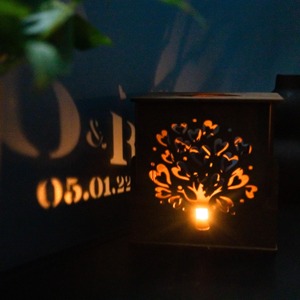 Bougeoir en bois à six colonnes, idéal pour la décoration intérieure, centre de table et éclairage festif, fabriqué à la main en Inde - Product Image 6