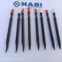 Pousse-cuticules double embout en acier inoxydable et plastique avec poignée en caoutchouc pour manucure