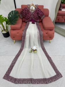 Saree en fausse georgette intemporelle avec de beaux embellissements de fil et de paillettes Royal Faux Ensemble idéal pour les fêtes et les fêtes - Product Image 2