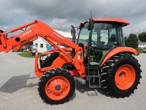 Tractor de ruedas usado Kubota M7060, equipo agrícola para uso agrícola - Product Image 2