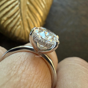 Elegante anillo de diamante cultivado en laboratorio de corte ovalado, joyería Premium para mujer, diseño de regalo de lujo ético duradero y sostenible - Product Image 2