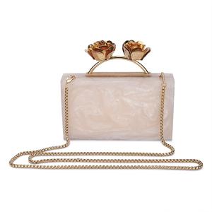 Bolso de Mano de Resina con Aspecto de Mármol de Alta Calidad, Bolso de Mujer Sencillo y Elegante con Cadena Dorada, Bolso Multiusos, MOQ Bajo, Nueva Llegada - Product Image 2