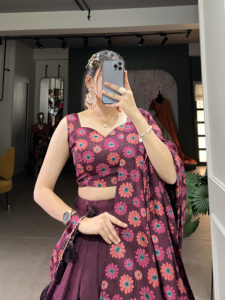 Elegante Tussar Seda Estampado floral Lehenga Choli con papel de aluminio y borla Dupatta para bodas y festivales Compradores mayoristas - Product Image 6