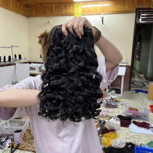 Extensions de cheveux humains vietnamiens bouclés les plus populaires pour tressage, prix de gros - Product Image 1