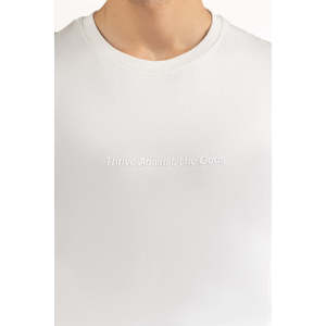 เสื้อยืดคอกลมแขนสั้นทรงปกติ ผ้าเจอร์ซีย์ฝ้าย 100% เป็นมิตรต่อสิ่งแวดล้อม ระบายอากาศได้ดี ลายเรียบ นุ่ม สบาย เหมาะสำหรับใส่ลำลอง - Product Image 2